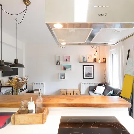 Astoria - Baskeyrentals Апартаменты *