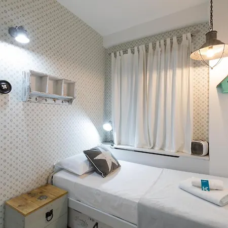 Astoria - Baskeyrentals Апартаменты