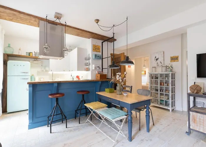 Astoria - Baskeyrentals Apartment *