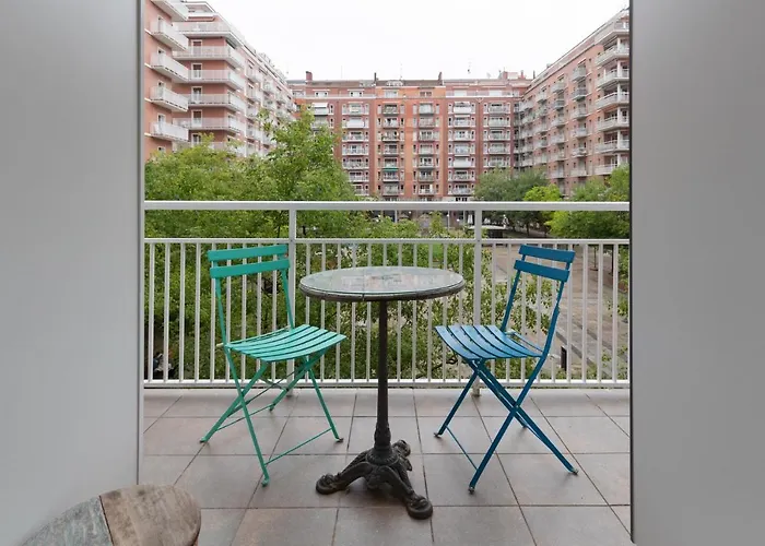 Astoria - Baskeyrentals Apartment